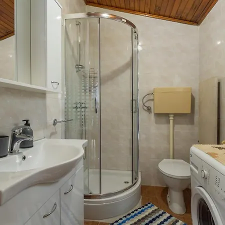 Ana Apartment