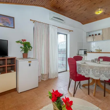 Apartment Ana Porec